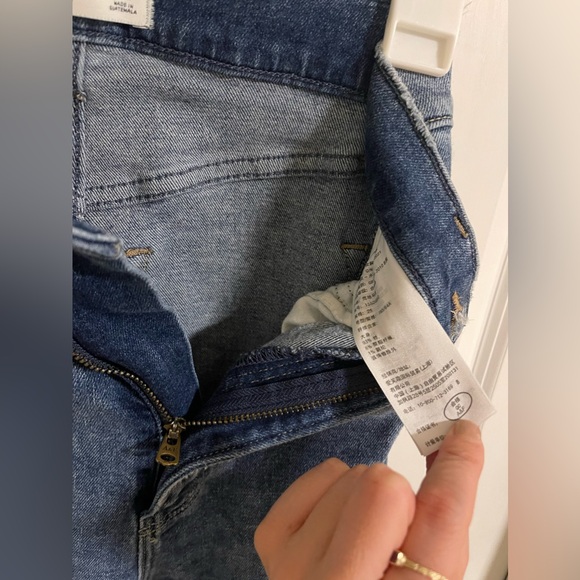 Abercrombie - The Flare Ultra High Rise Jeans - Picture 4 of 4